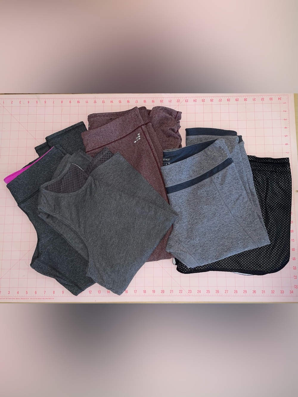 5 Pieces Workout Activewear Sz L MPG and more Great Condition!